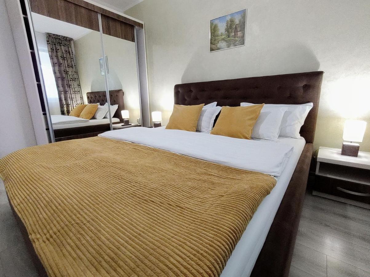 Simona Apartament Palas Mall 1 Iasi Ngoại thất bức ảnh