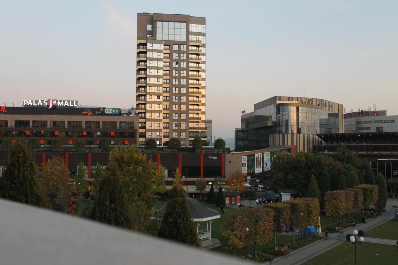 Simona Apartament Palas Mall 1 Iasi Ngoại thất bức ảnh